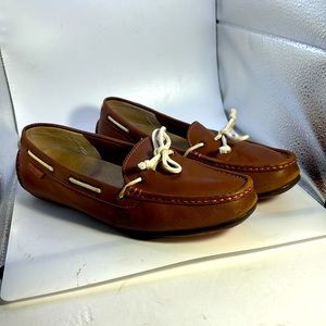 Coke Hann Women’s Loafers size 8 in great condition